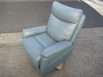本革 リクライニングチェアを買取りました！のサムネイル