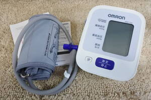 omron HEM-7122 上腕式血圧計を買取りました！